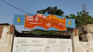Photo: entrée du Lycée la Fidélité Crédit photo: khudary
